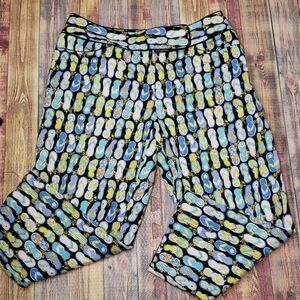 Alanni flip flop pattern capris size 6